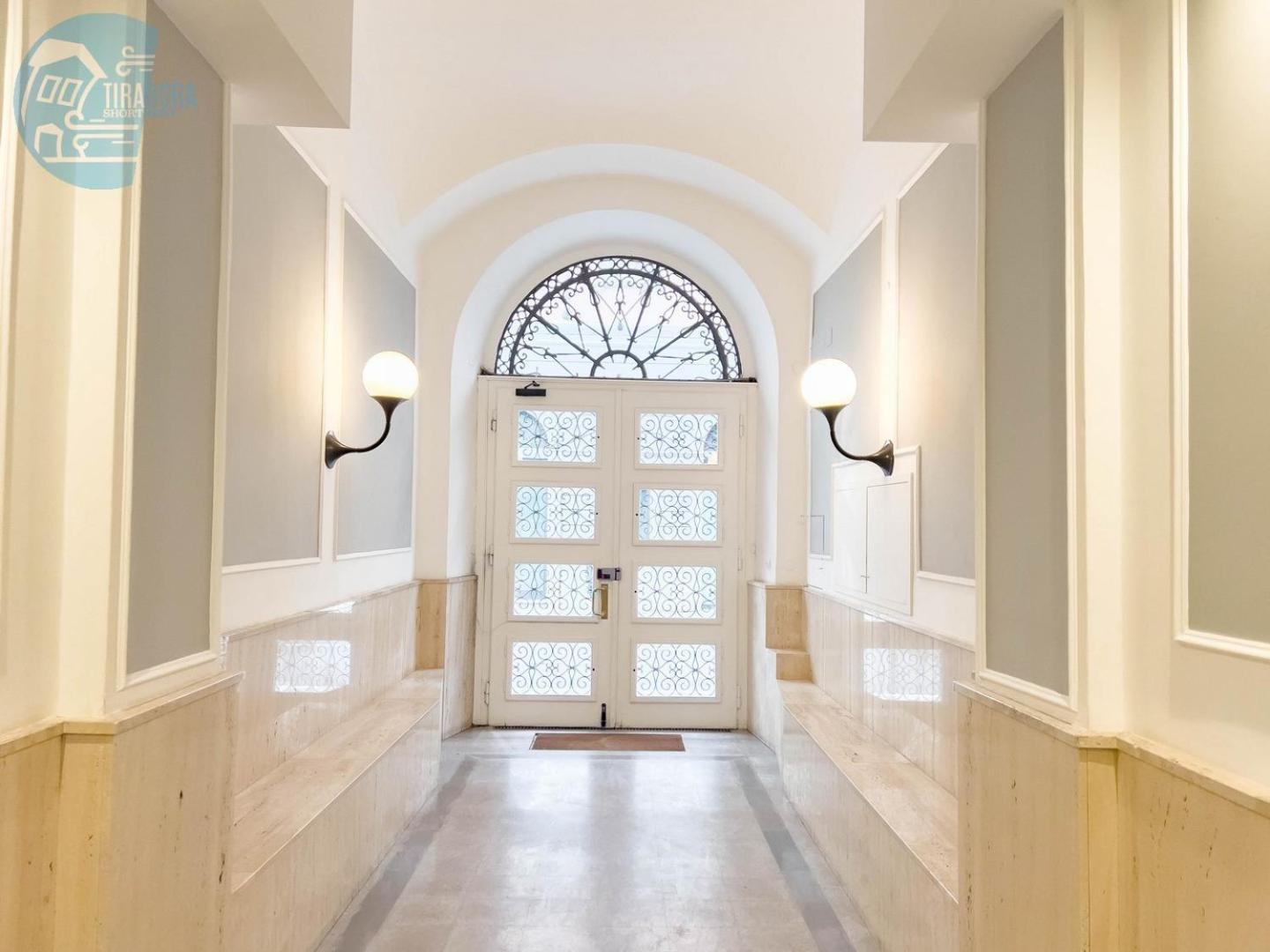Apartamento Mazzini 9 Tirabora Short Rent Trieste Exterior foto