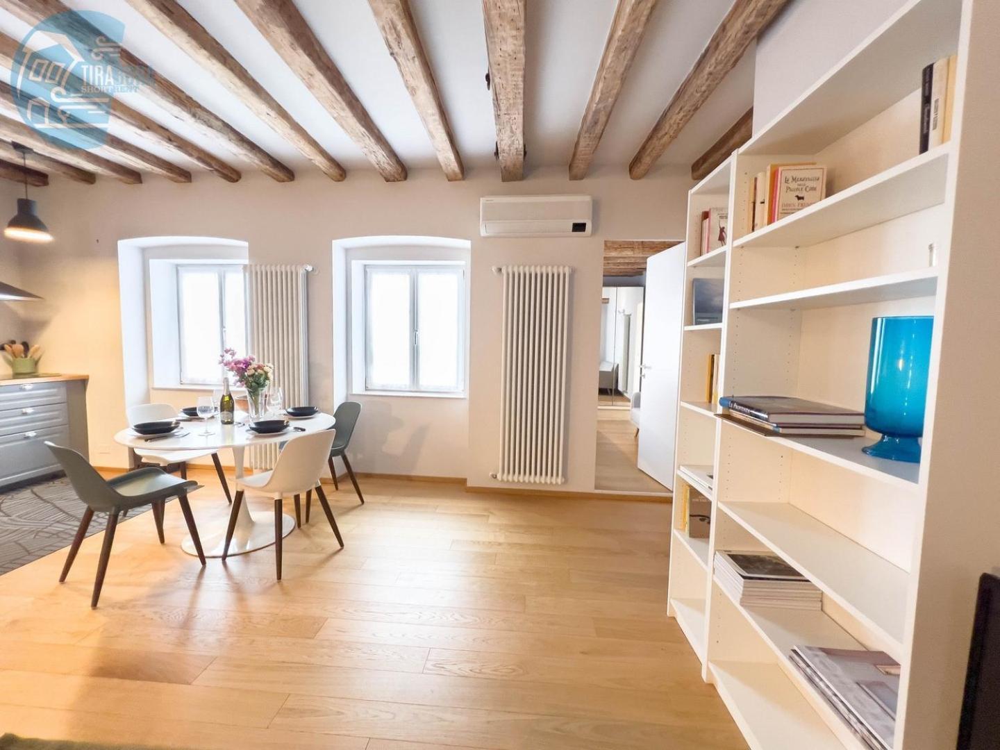 Apartamento Mazzini 9 Tirabora Short Rent Trieste Exterior foto