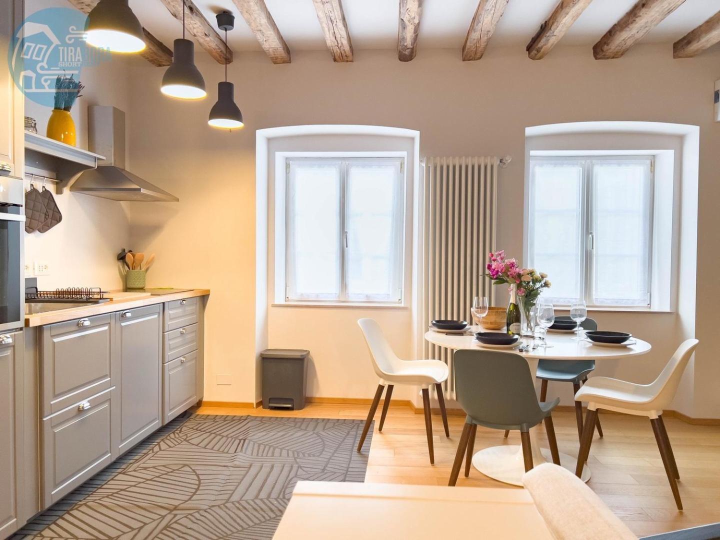 Apartamento Mazzini 9 Tirabora Short Rent Trieste Exterior foto