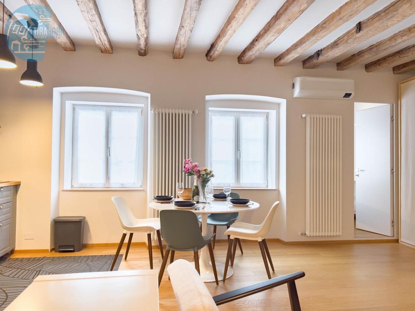Apartamento Mazzini 9 Tirabora Short Rent Trieste Exterior foto
