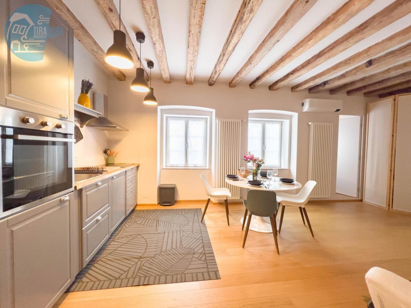 Apartamento Mazzini 9 Tirabora Short Rent Trieste Exterior foto
